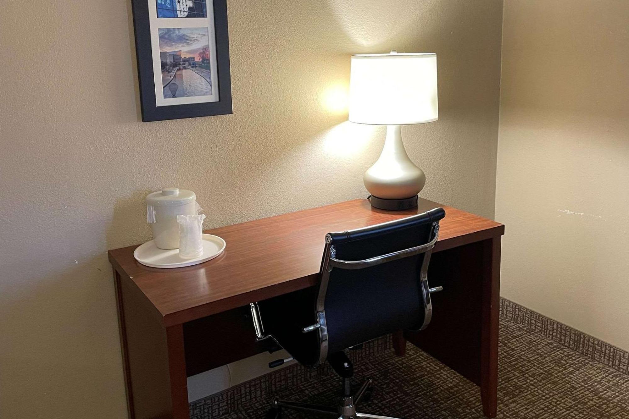 Comfort South I-65 Locanda 3*